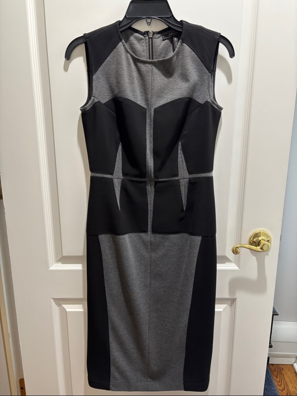 BCBGMaxAzria Black & Gray Sleeveless Colorblock Sheath Dress